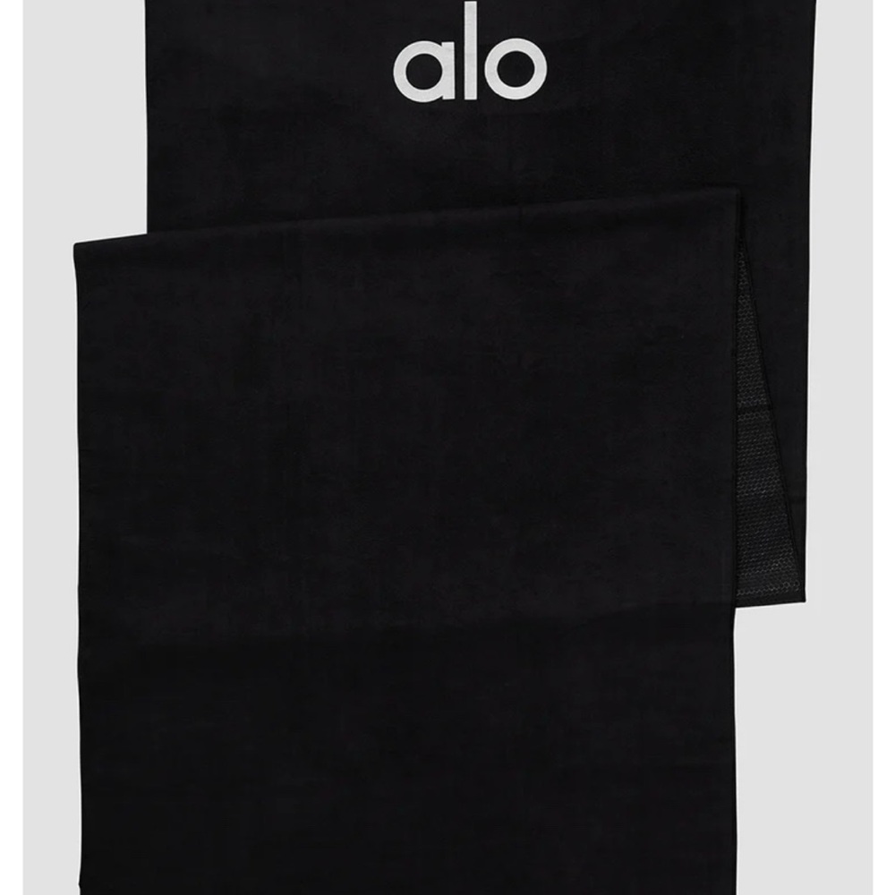 Alo Black Yoga Towel
